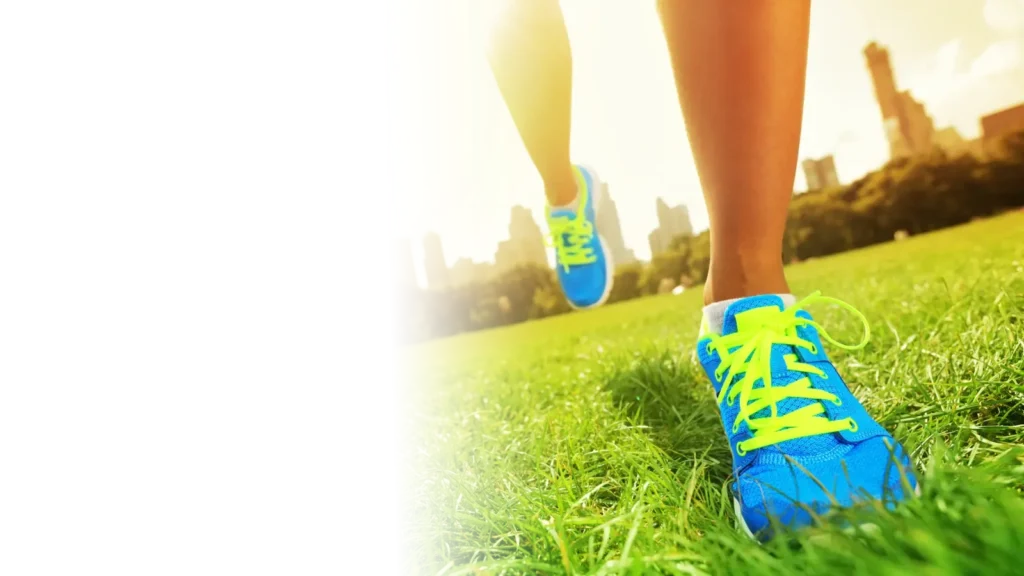 Bellevue Foot Doctor | Advanced Runner Recovery Active runner in Bellevue representing non-surgical recovery with Bellevue foot doctor Dr. Hubert Lee